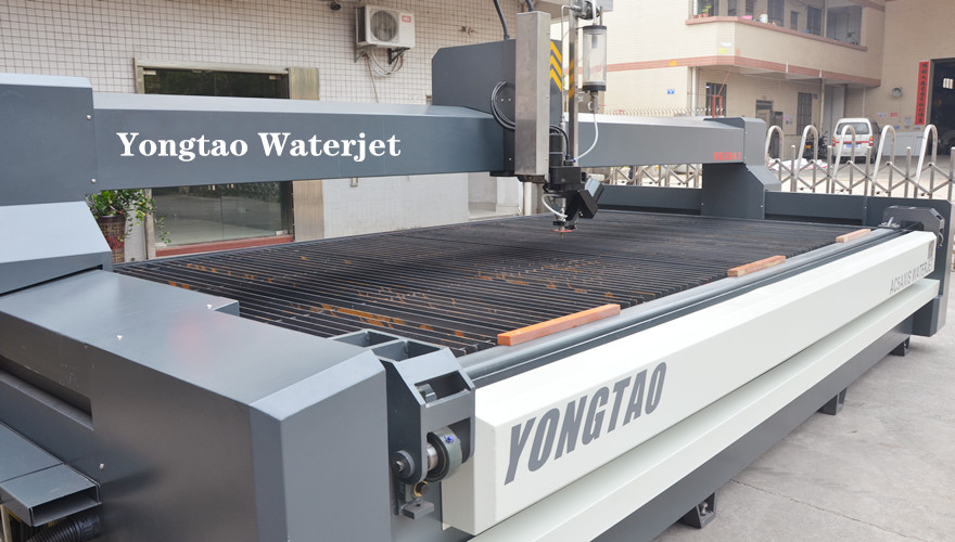 The Difference between Water Jet cutter and Traditional Cutting Machine